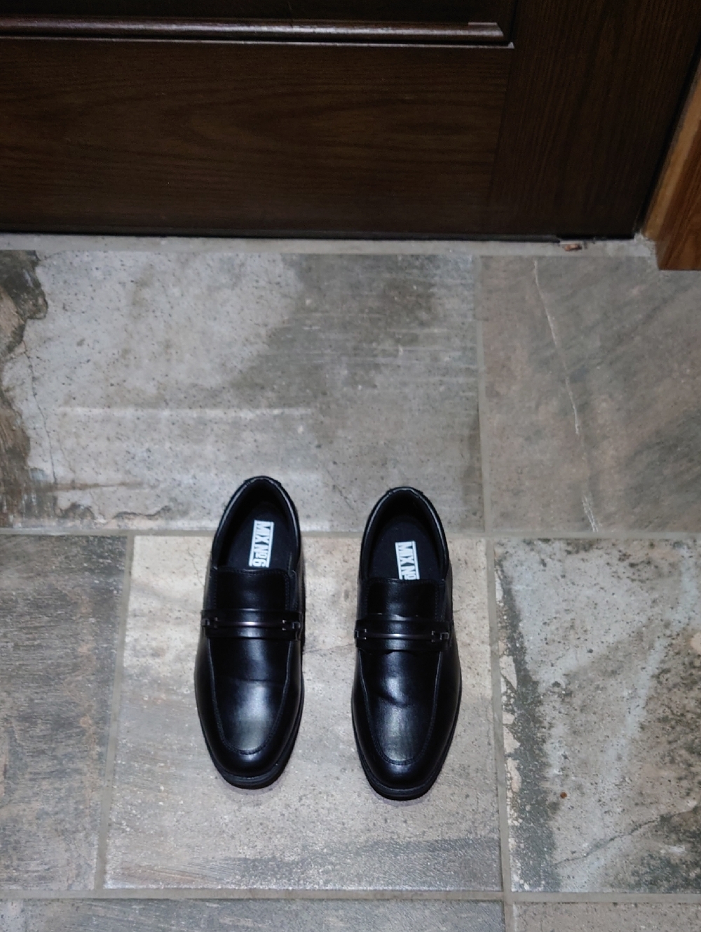 Boys Dress Shoes Size 6 - Picture 2 of 3